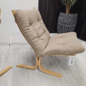 2 stk. Siesta Classic lenestoler i Teddy-stoff og eik - Bilde 15