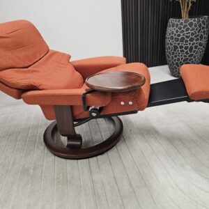 Stressless® Capri elektrisk lenestol med integrert fothviler og kaffebord - Bilde 12
