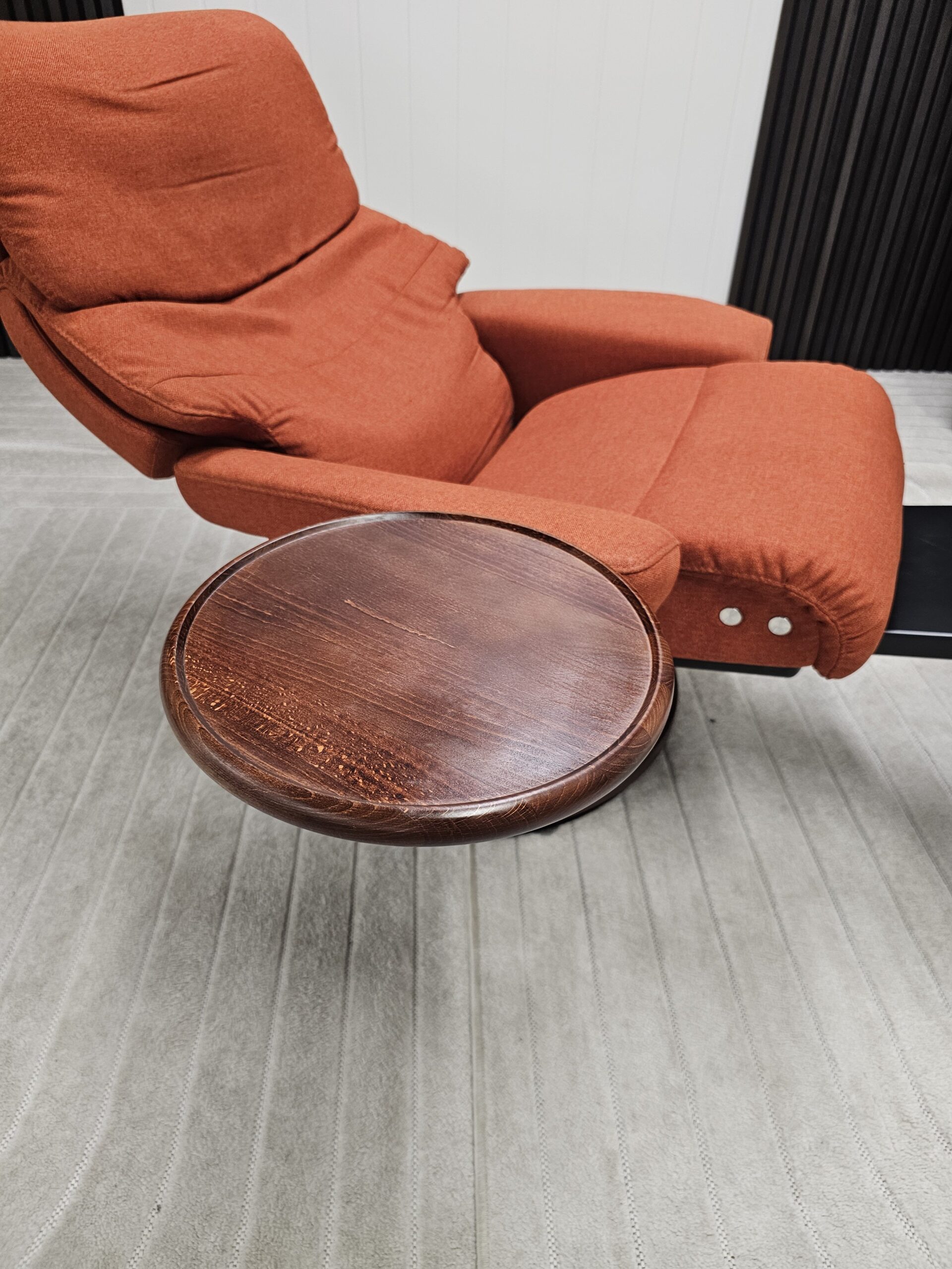 Stressless® Capri elektrisk lenestol med integrert fothviler og kaffebord - Bilde 16