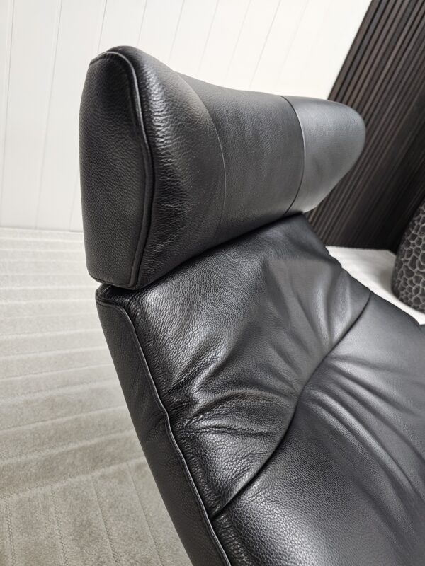 2 stk. Conform Air lenestoler med integrert fothviler