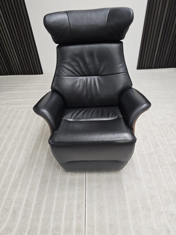 2 stk. Conform Air lenestoler med integrert fothviler