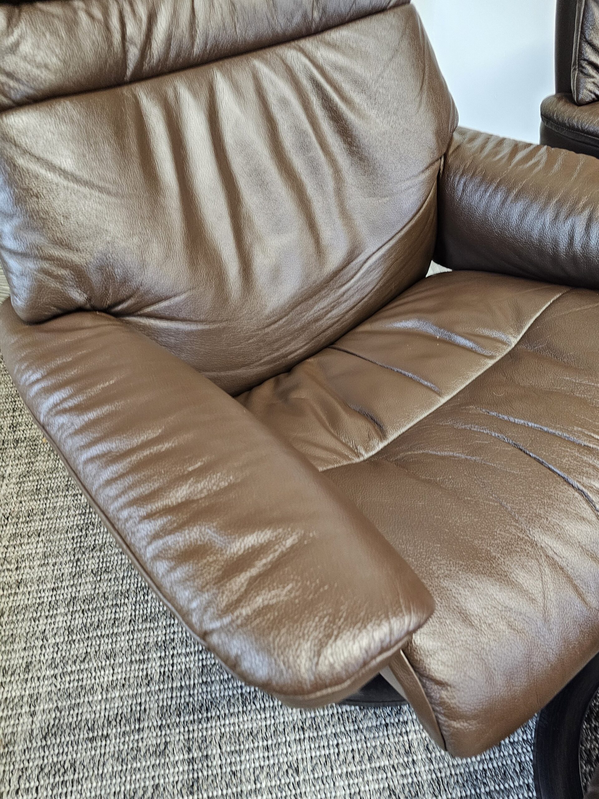 2 stk. Stressless Classic lenestoler med krakk - Bilde 16