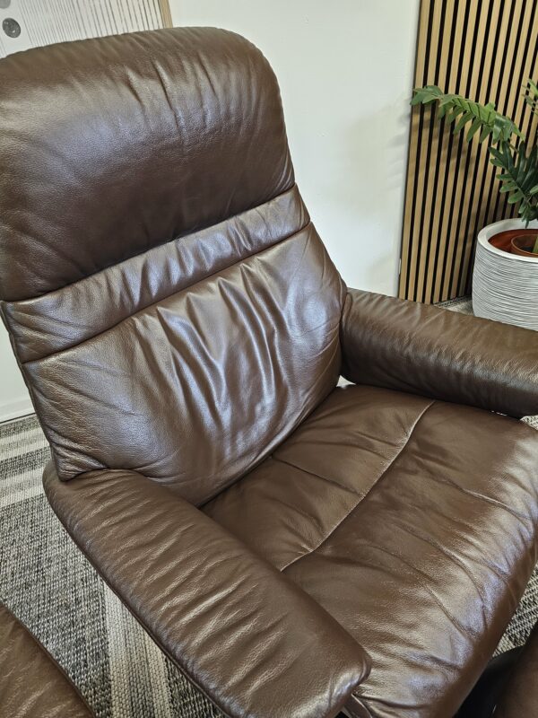 2 stk. Stressless Classic lenestoler med krakk