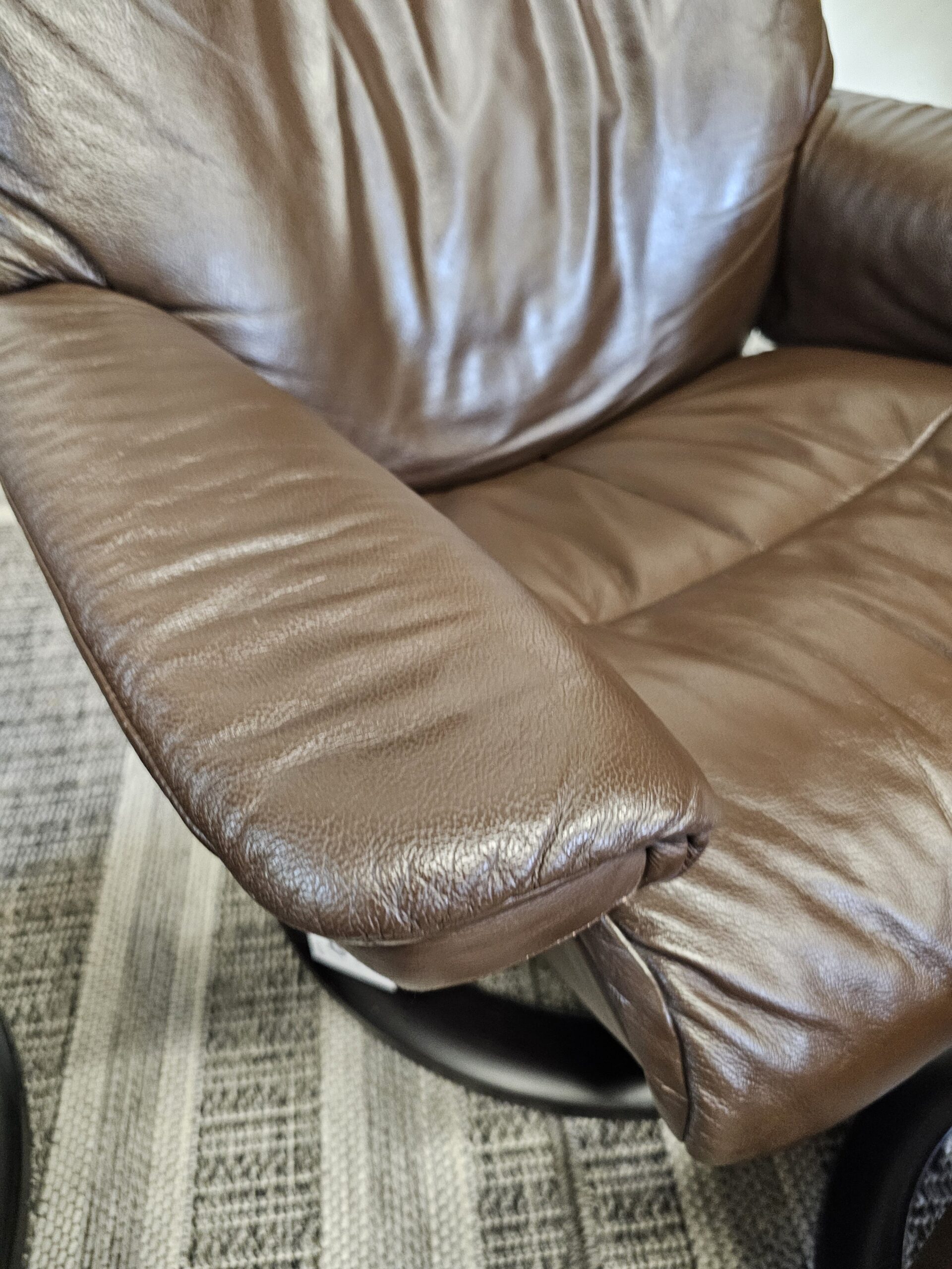 2 stk. Stressless Classic lenestoler med krakk - Bilde 7