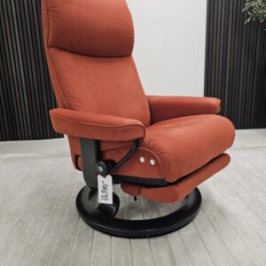 Stressless® Aura elektrisk lenestol med integrert fothviler