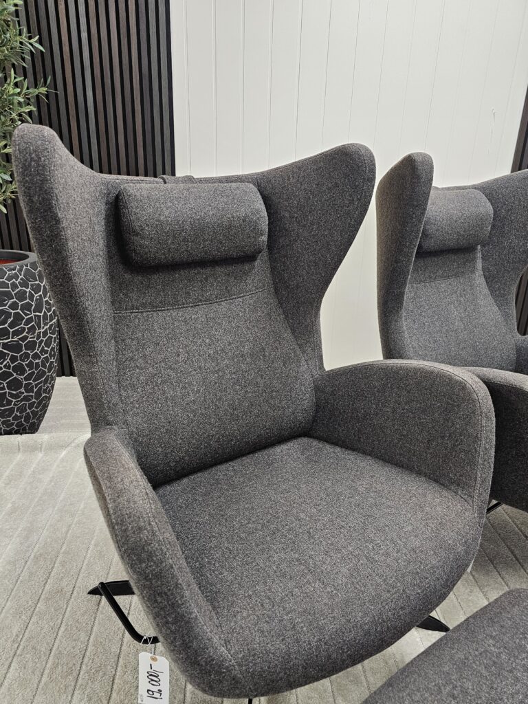 2 stk. Bolia Solo lenestoler med 2 krakker