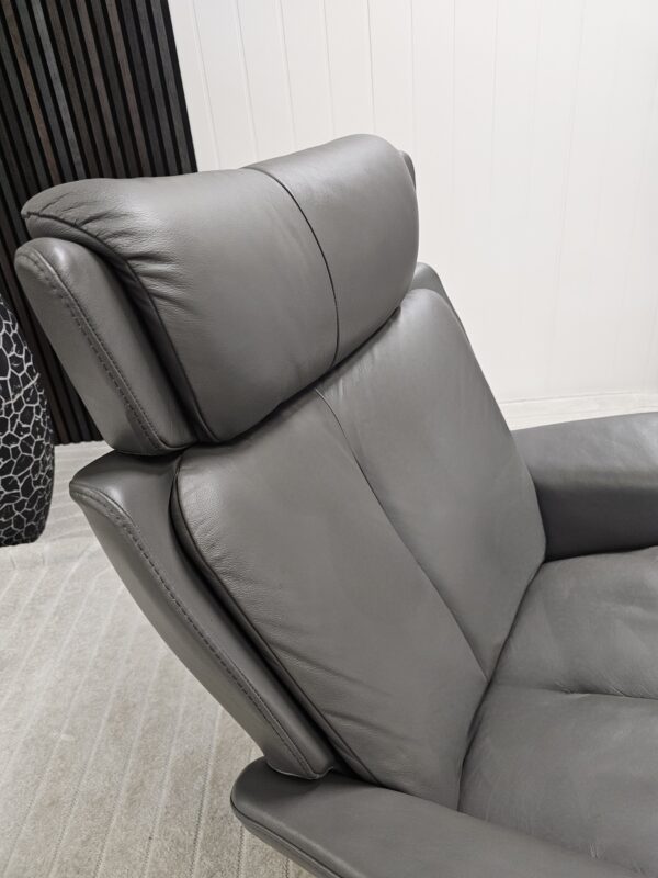 Stressless® Magic Cross lenestol med krakk