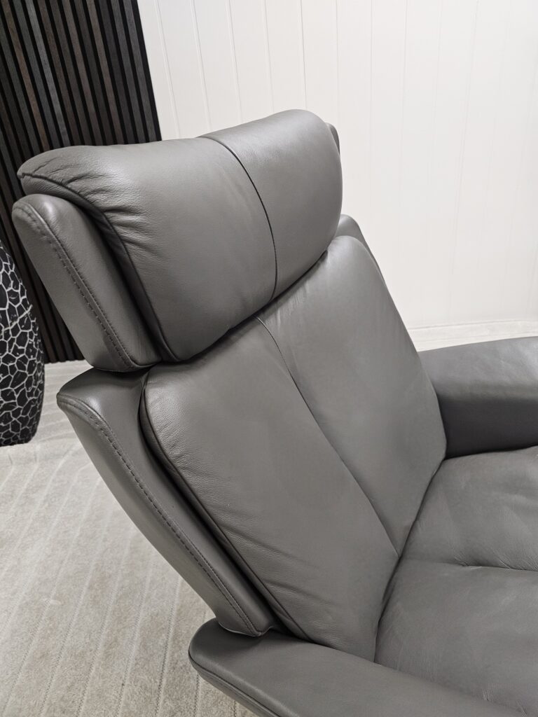Stressless® Magic Cross lenestol med krakk