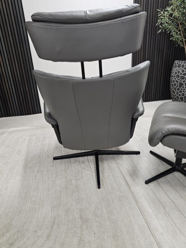 Stressless® Magic Cross lenestol med krakk