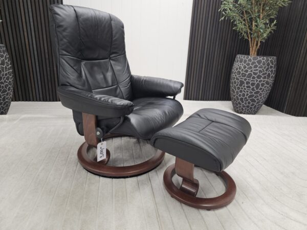 Stressless® Mayfair lenestol med krakk