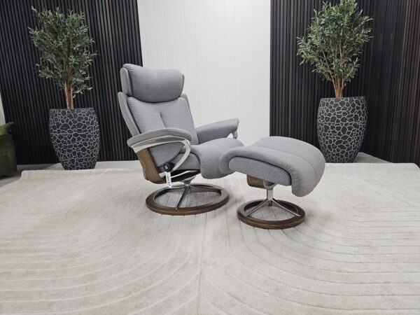 Stressless® Magic Signature lenestol med krakk