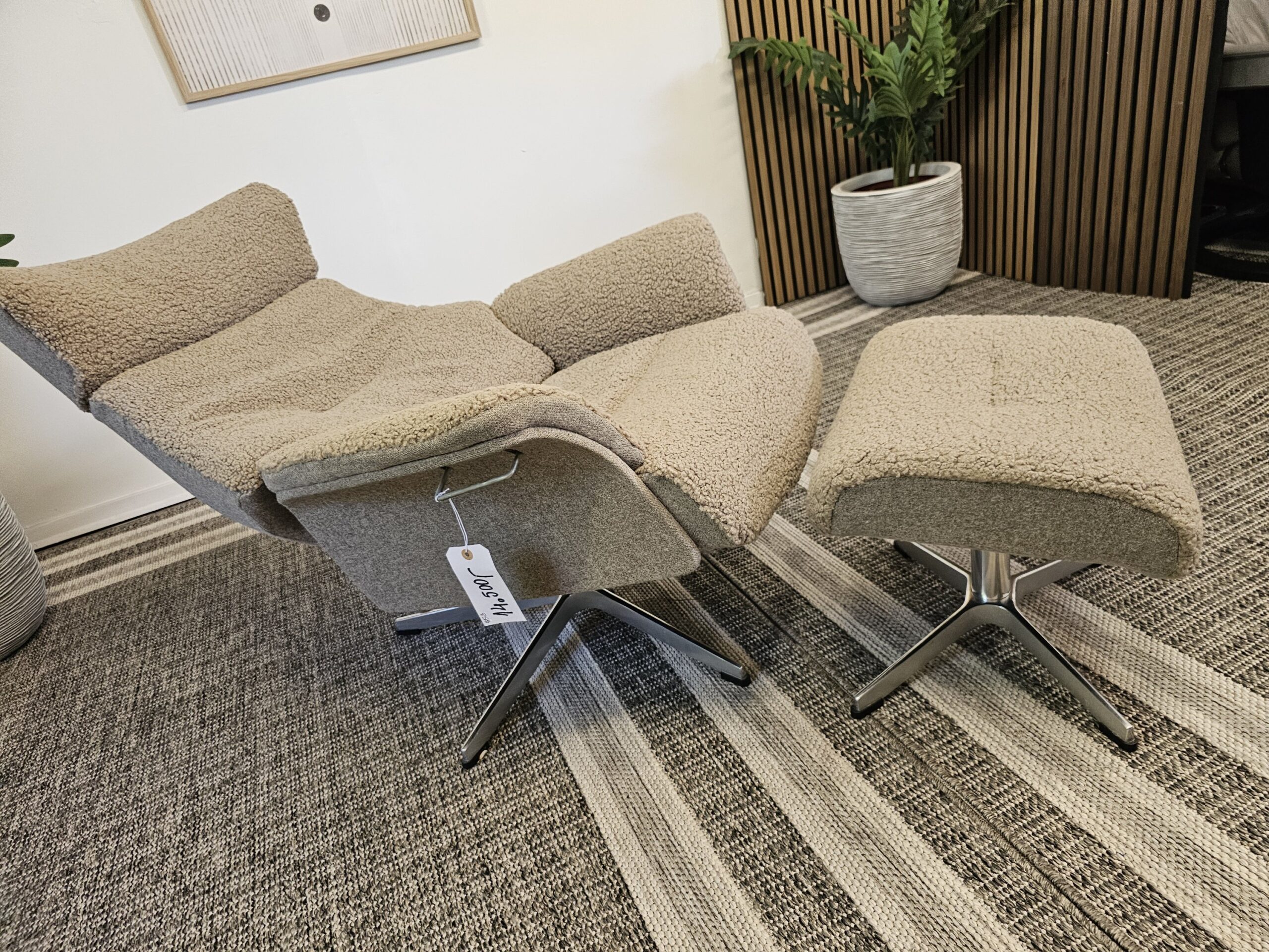 Conform Air lenestol med krakk- Sahara fåreskinn - Bilde 10