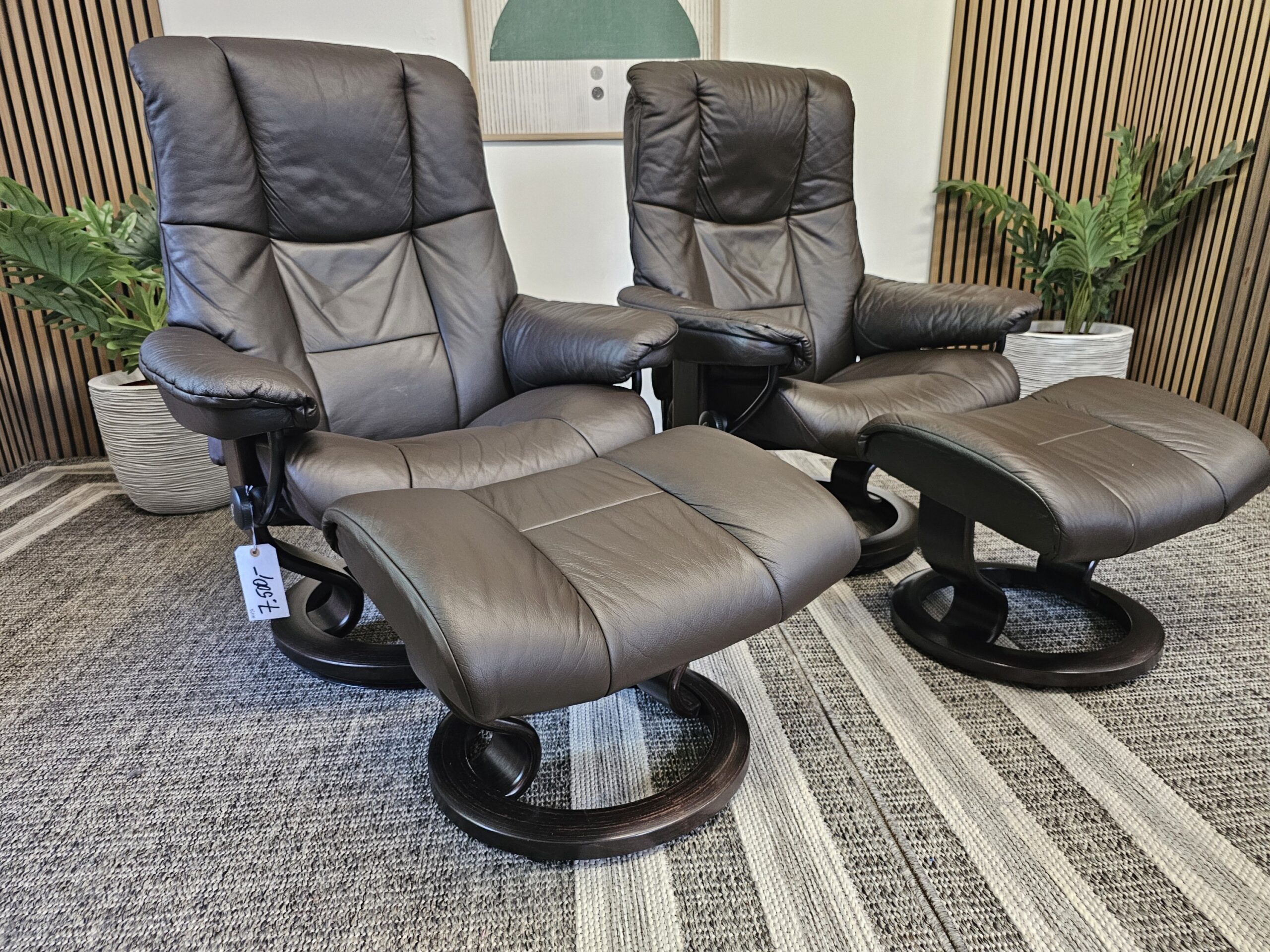 2 stk. Stressless Mayfair lenestoler med krakk - Bilde 1