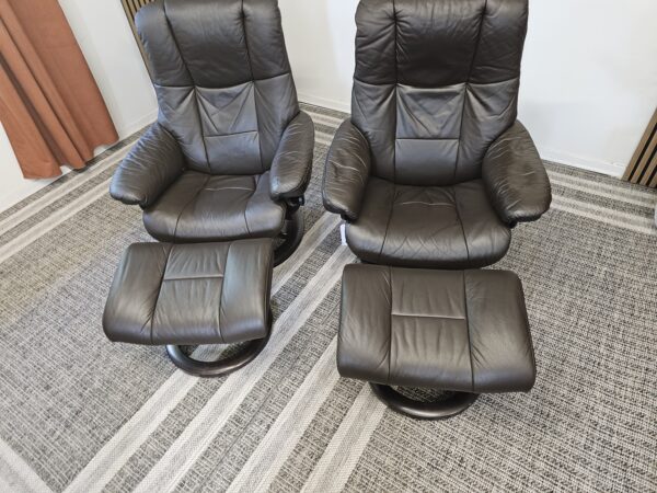 2 stk. Stressless Mayfair lenestoler med krakk