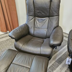 2 stk. Stressless Mayfair lenestoler med krakk - Bilde 15