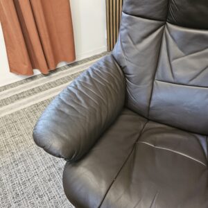 2 stk. Stressless Mayfair lenestoler med krakk - Bilde 17