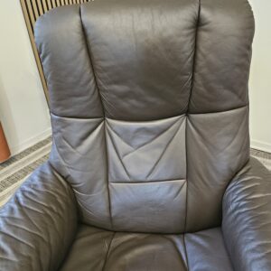 2 stk. Stressless Mayfair lenestoler med krakk - Bilde 10