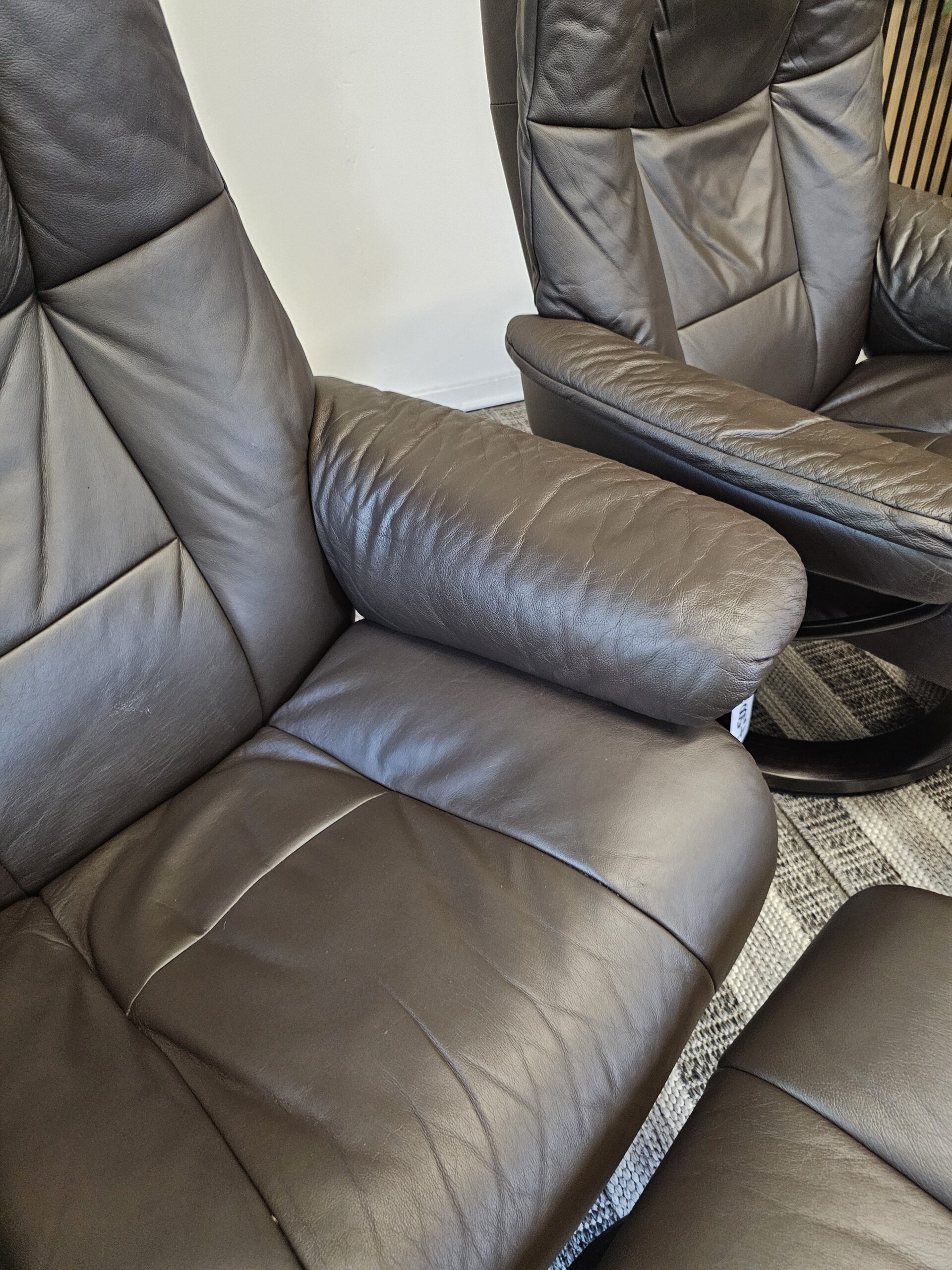 2 stk. Stressless Mayfair lenestoler med krakk - Bilde 14