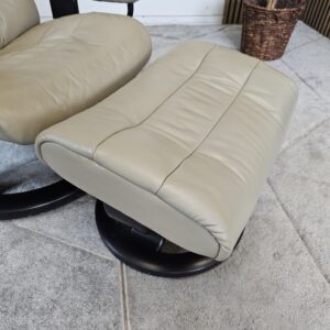 Stressless® Opal lenestol med krakk - Bilde 14