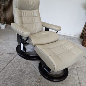 Stressless® Opal lenestol med krakk - Bilde 9