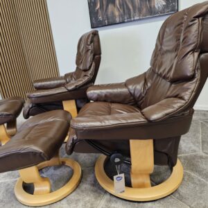 2 stk. Stressless® Reno Classic lenestoler med krakk - Bilde 3