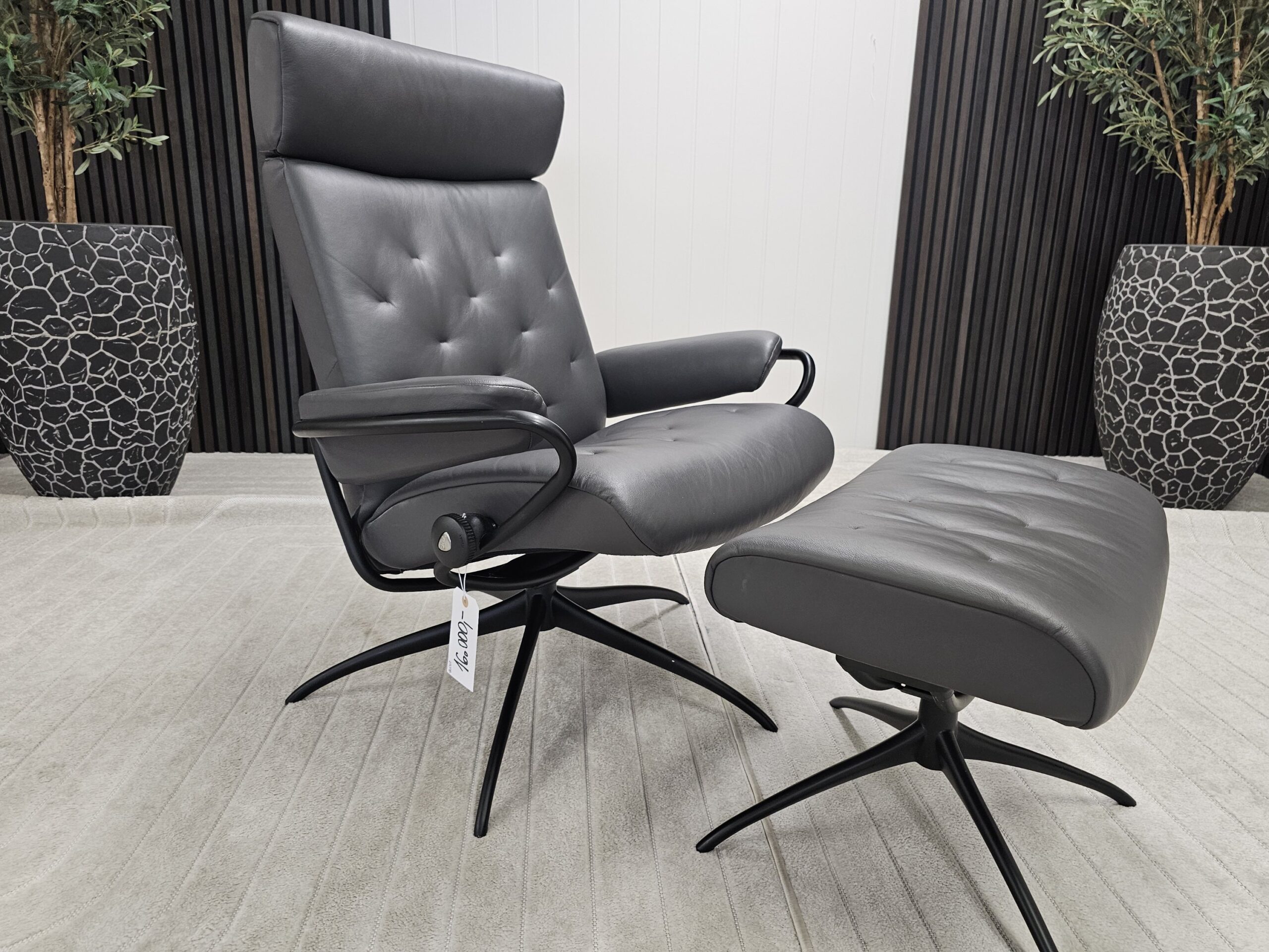 Stressless® London Cross lenestol med krakk - Bilde 1