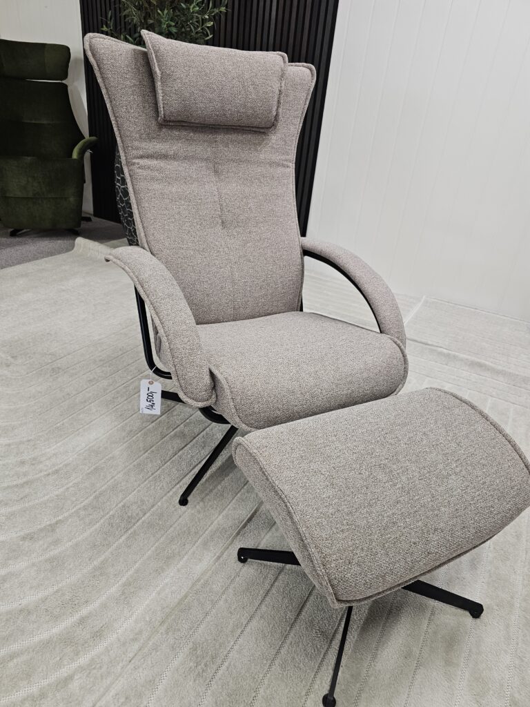 Brunstad Delta Motion lenestol med krakk