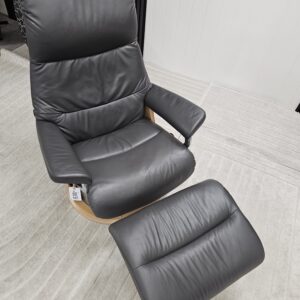 Stressless® View Signature lenestol med krakk - Bilde 8