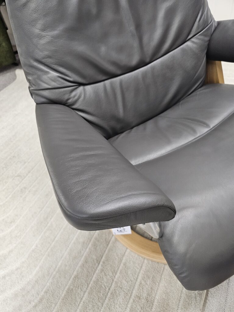 Stressless® View Signature lenestol med krakk