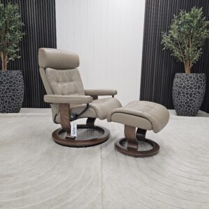 Stressless® Erik Classic lenestol med krakk - Bilde 3