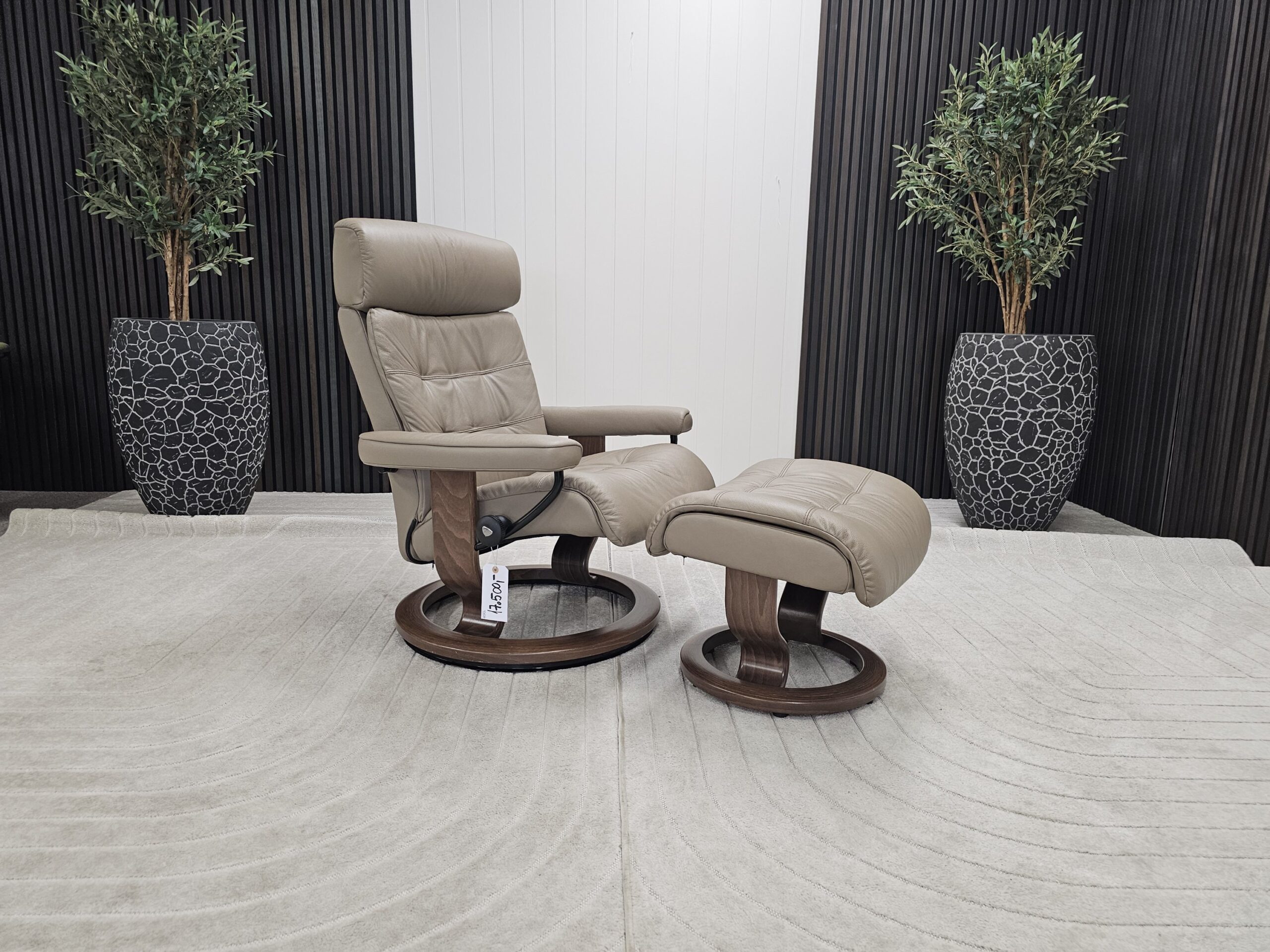 Stressless® Erik Classic lenestol med krakk - Bilde 3