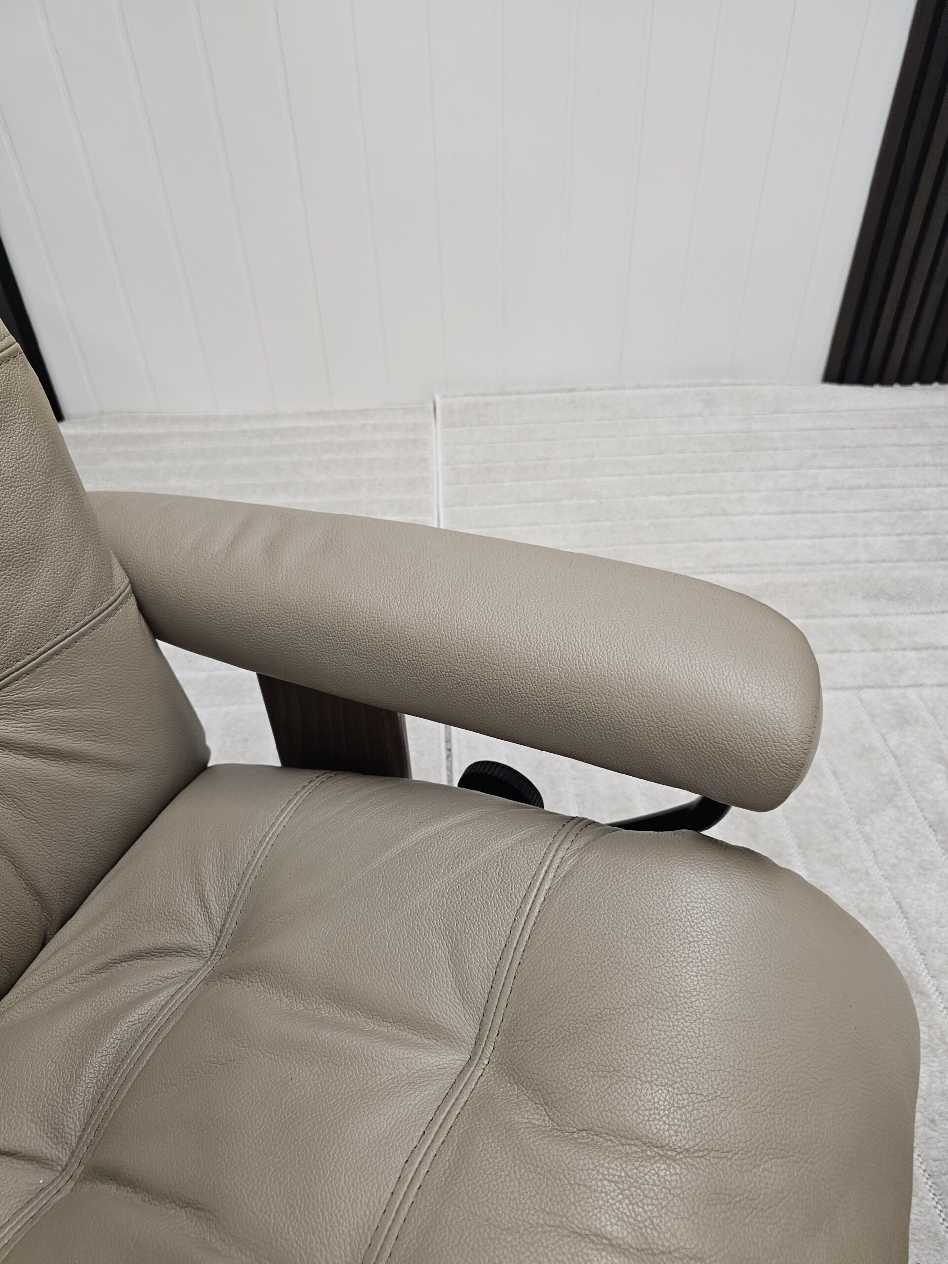 Stressless® Erik Classic lenestol med krakk - Bilde 12