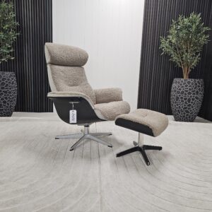Conform Timeout lenestol med krakk – Sahara fåreskinn - Bilde 3