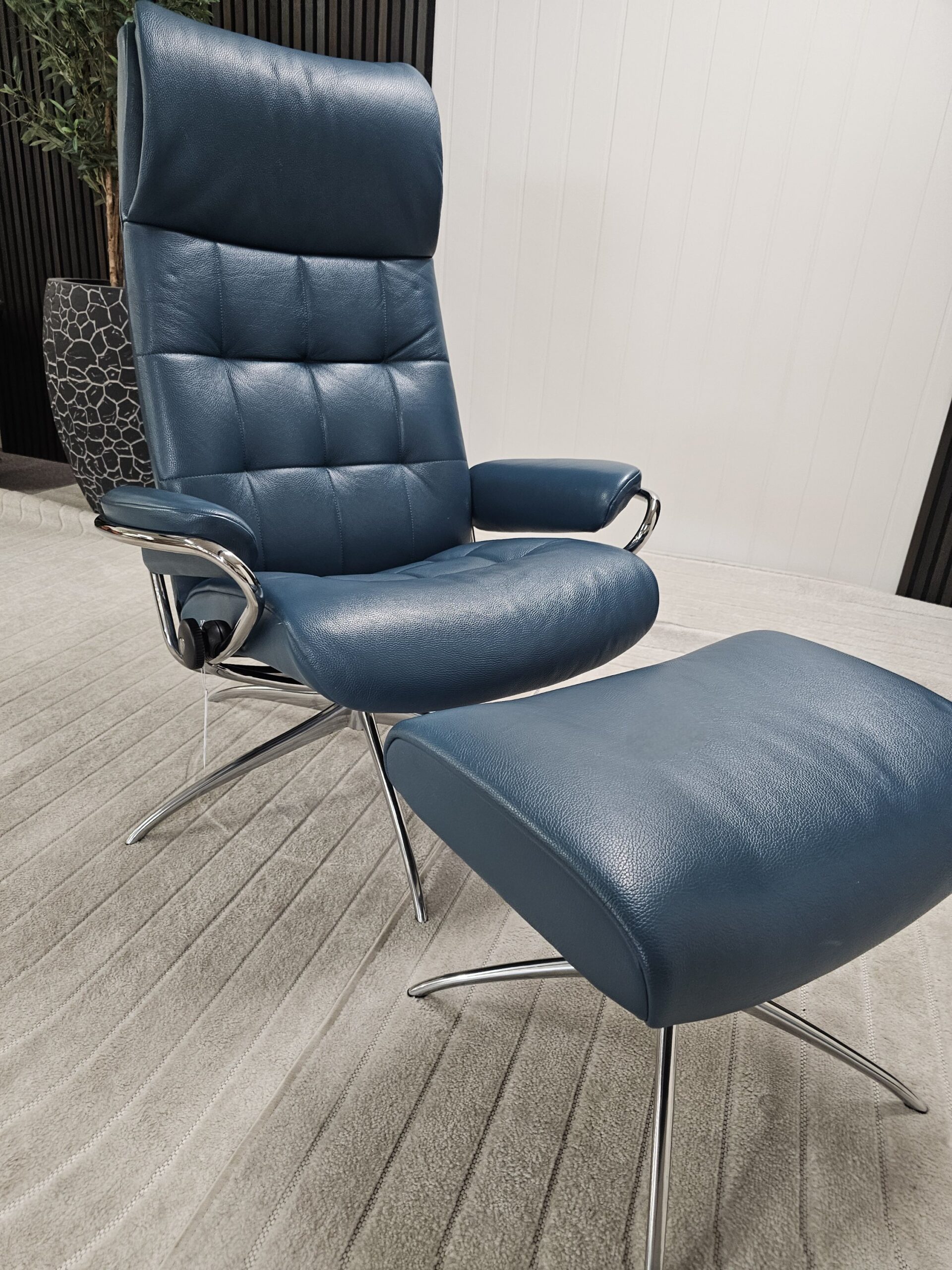 Stressless® London Cross lenestol med krakk - Bilde 4