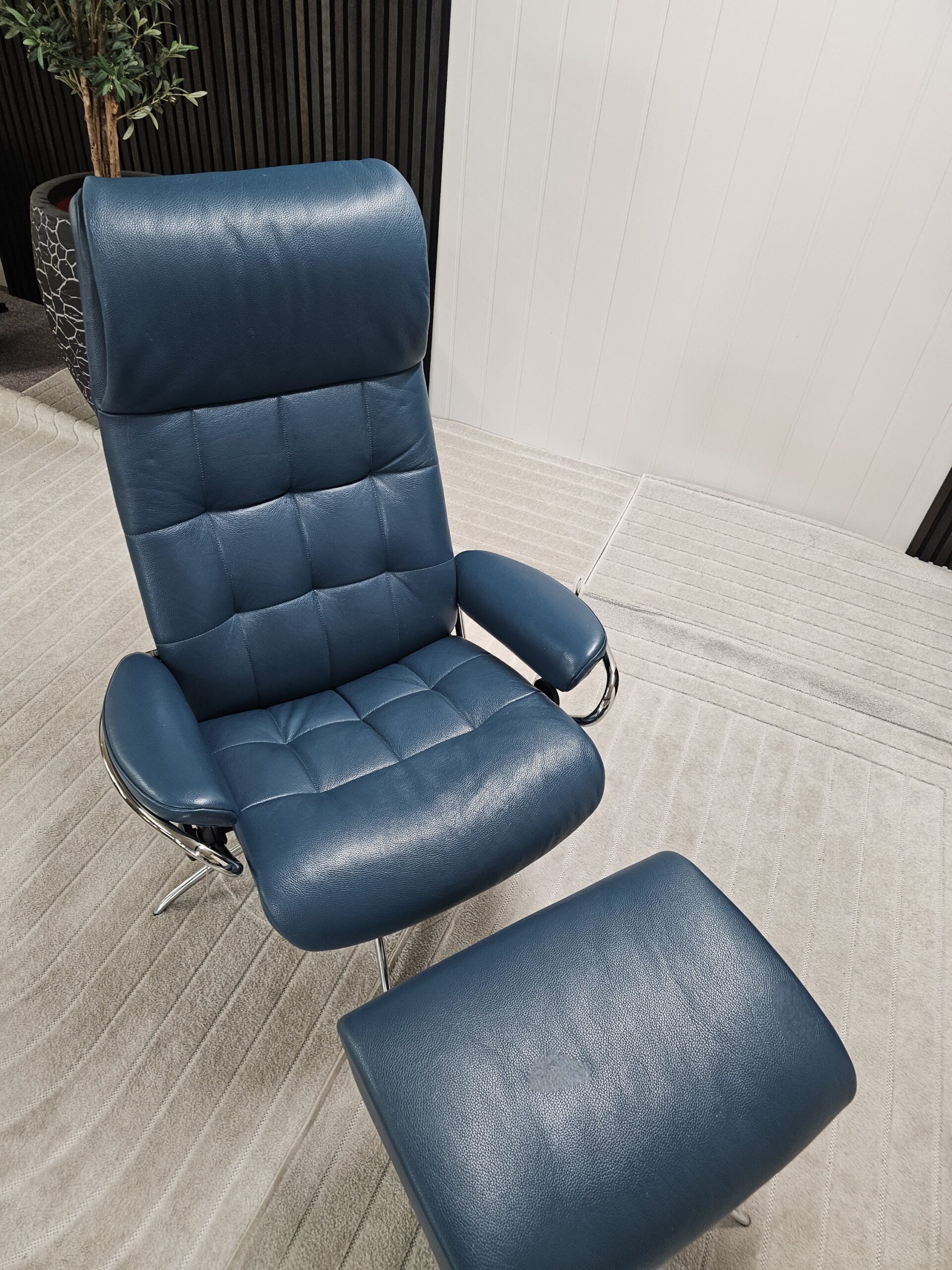 Stressless® London Cross lenestol med krakk - Bilde 5