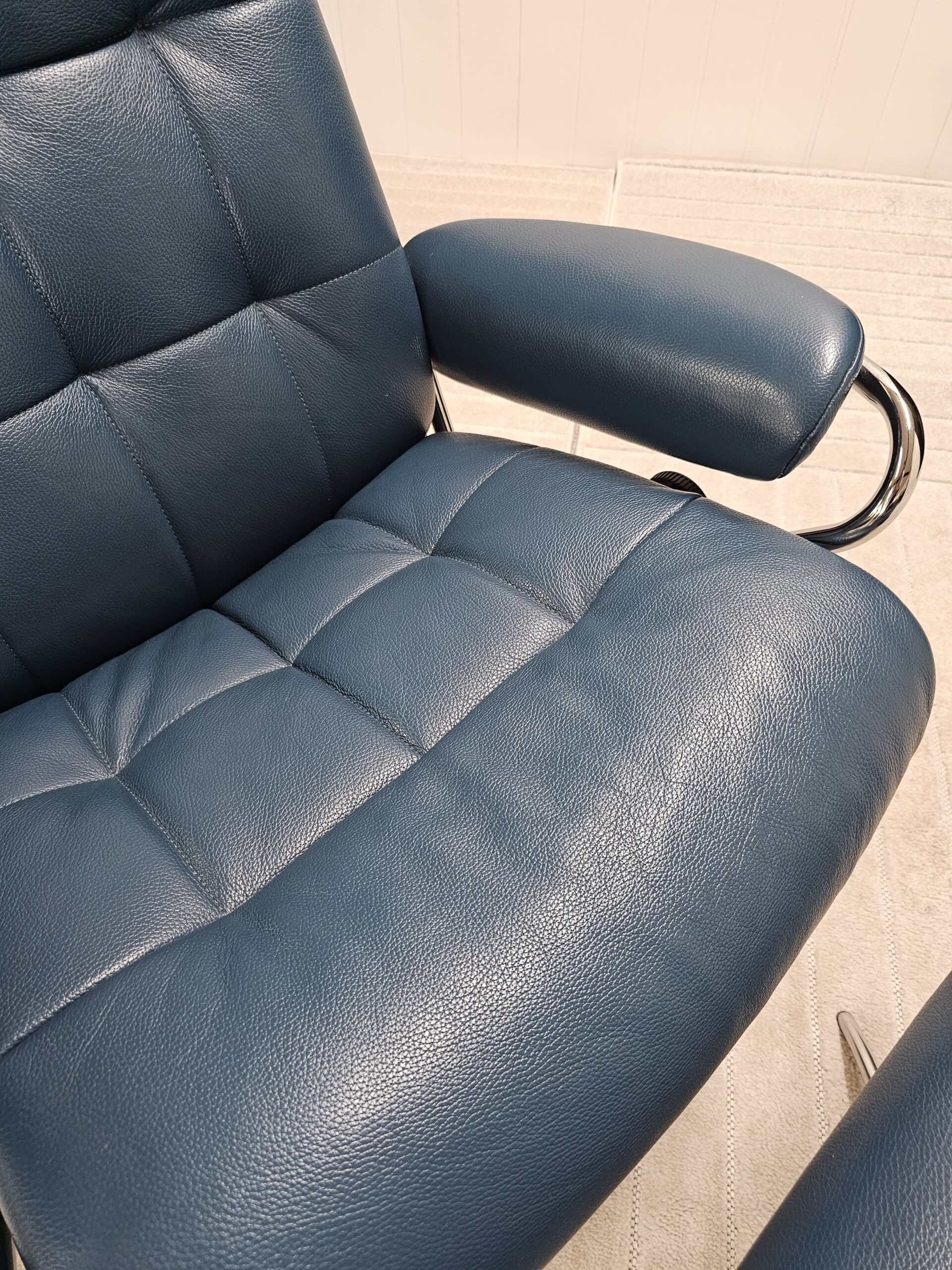 Stressless® London Cross lenestol med krakk - Bilde 11