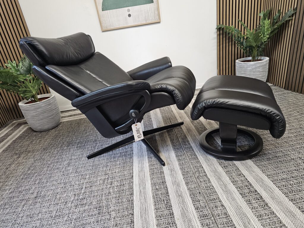 Stressless® Magic Cross lenestol med krakk