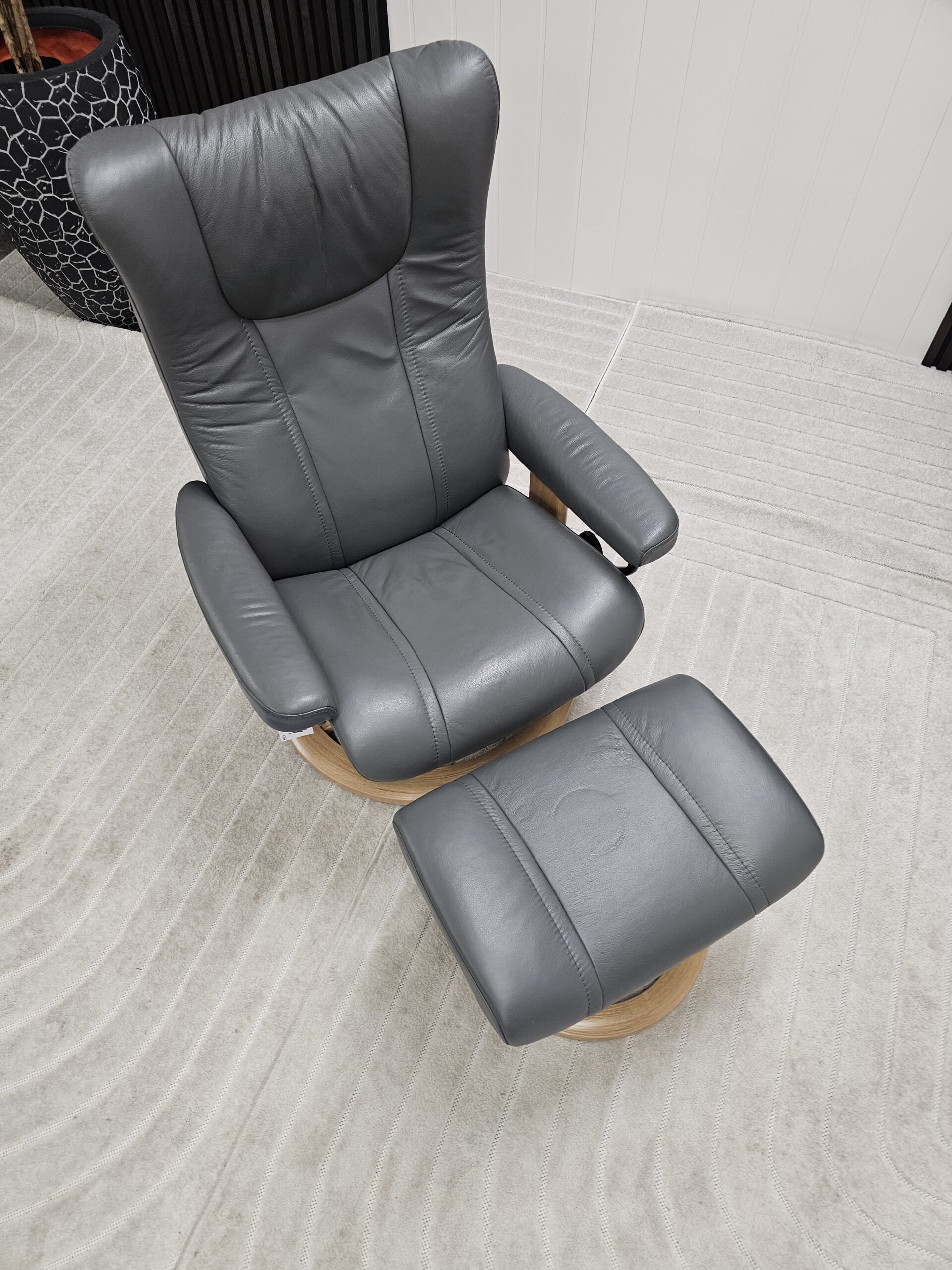 Stressless® Wing Classic lenestol med krakk - Bilde 9