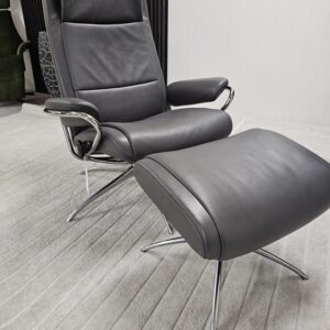 Stressless® Paris Cross lenestol med krakk - Bilde 2