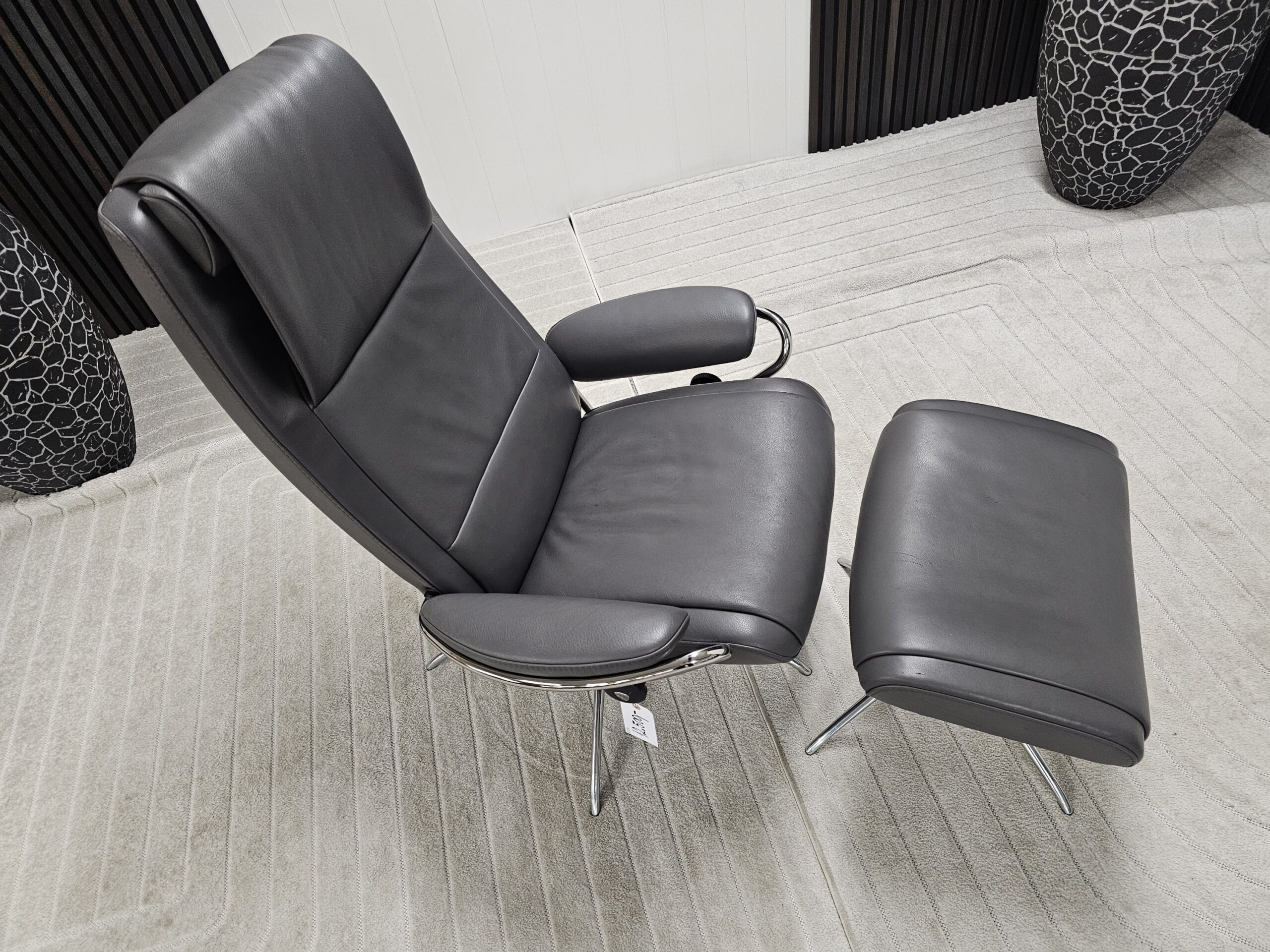 Stressless® Paris Cross lenestol med krakk - Bilde 5