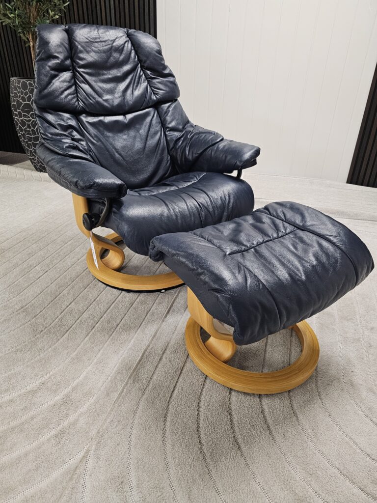Stressless® Reno Classic (M) lenestol med krakk
