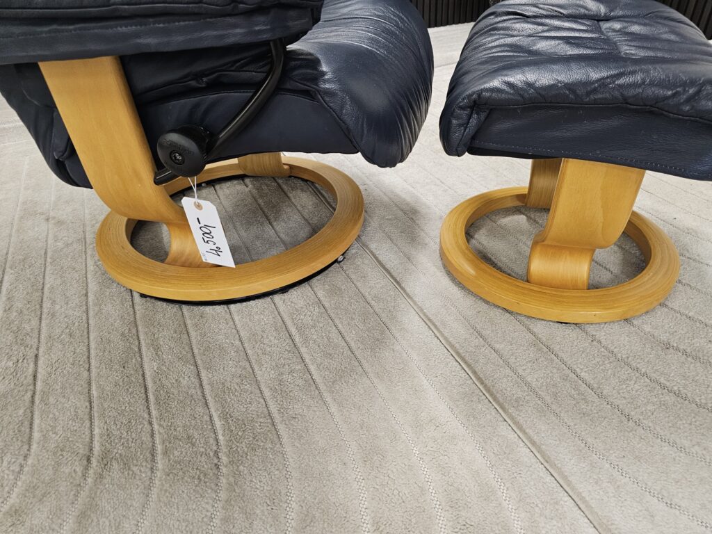 Stressless® Reno Classic (M) lenestol med krakk