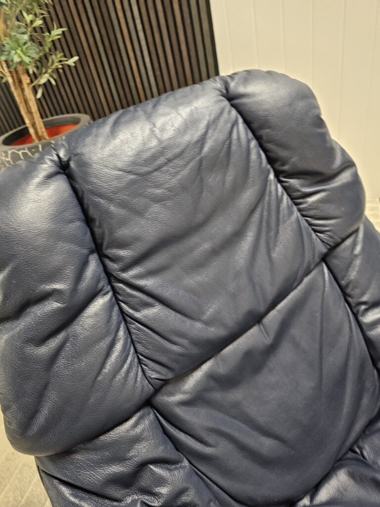 Stressless® Reno Classic (M) lenestol med krakk