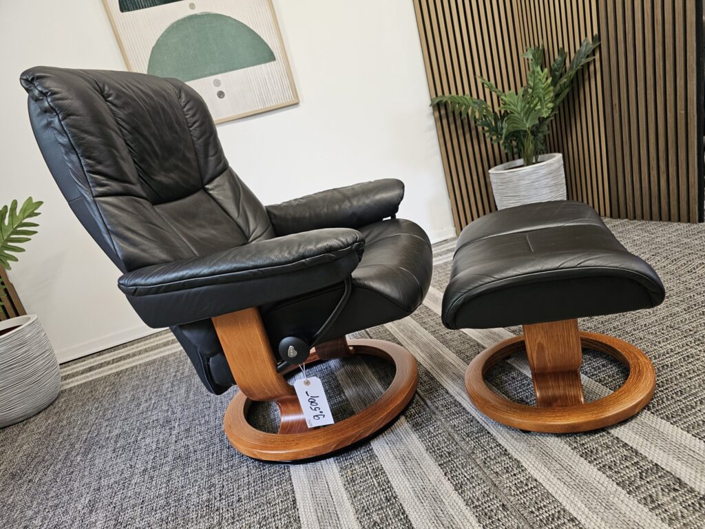 Stressless® Mayfair Classic lenestol med krakk