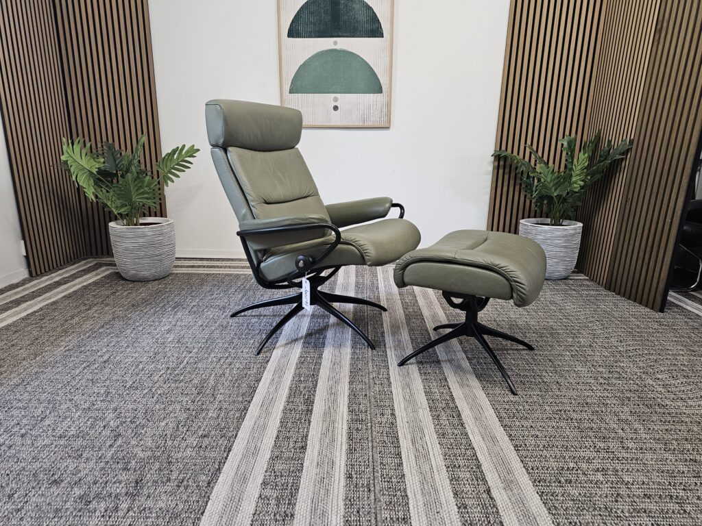 Stressless® Tokyo Star lenestol med krakk