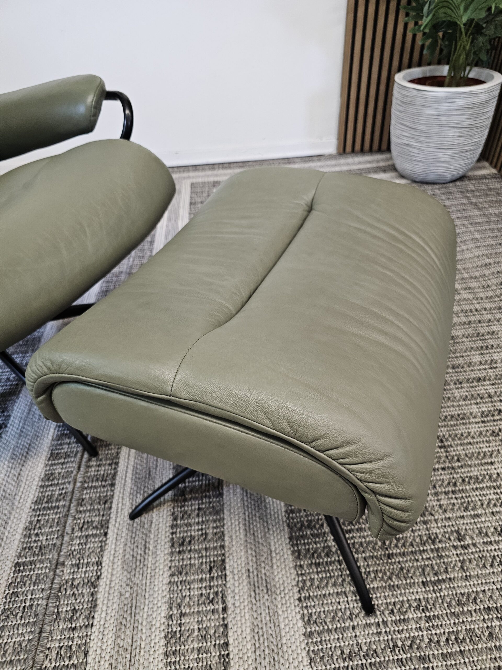 Stressless® Tokyo Star lenestol med krakk - Bilde 10