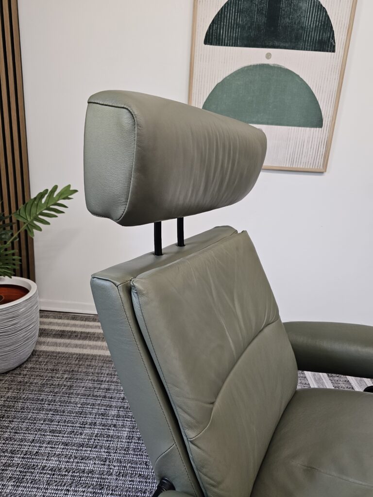 Stressless® Tokyo Star lenestol med krakk