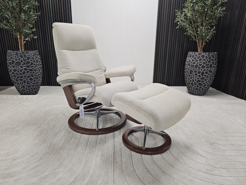 Stressless® View Signature lenestol med krakk
