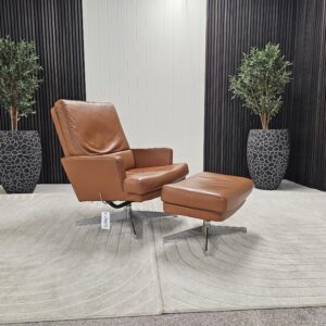 Vintage Bolia lenestol med krakk - Bilde 3