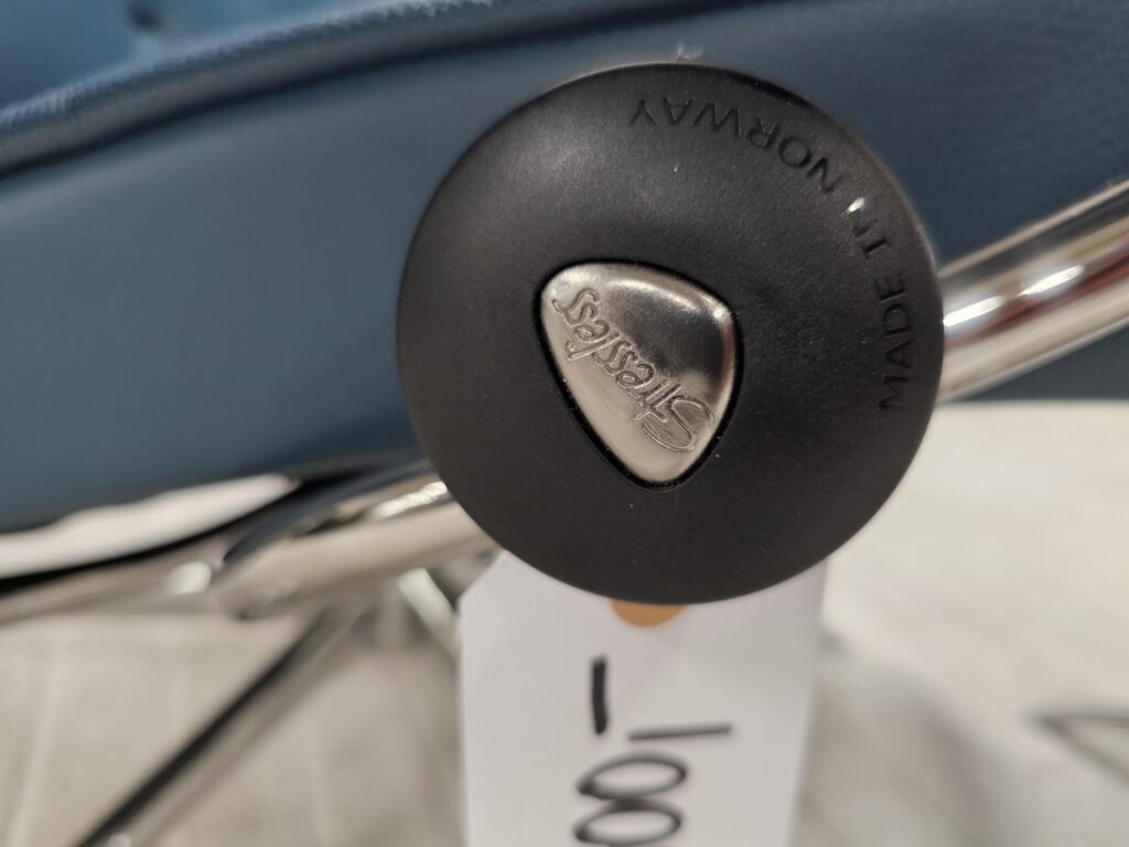 Stressless® Metro Cross lenestol med krakk